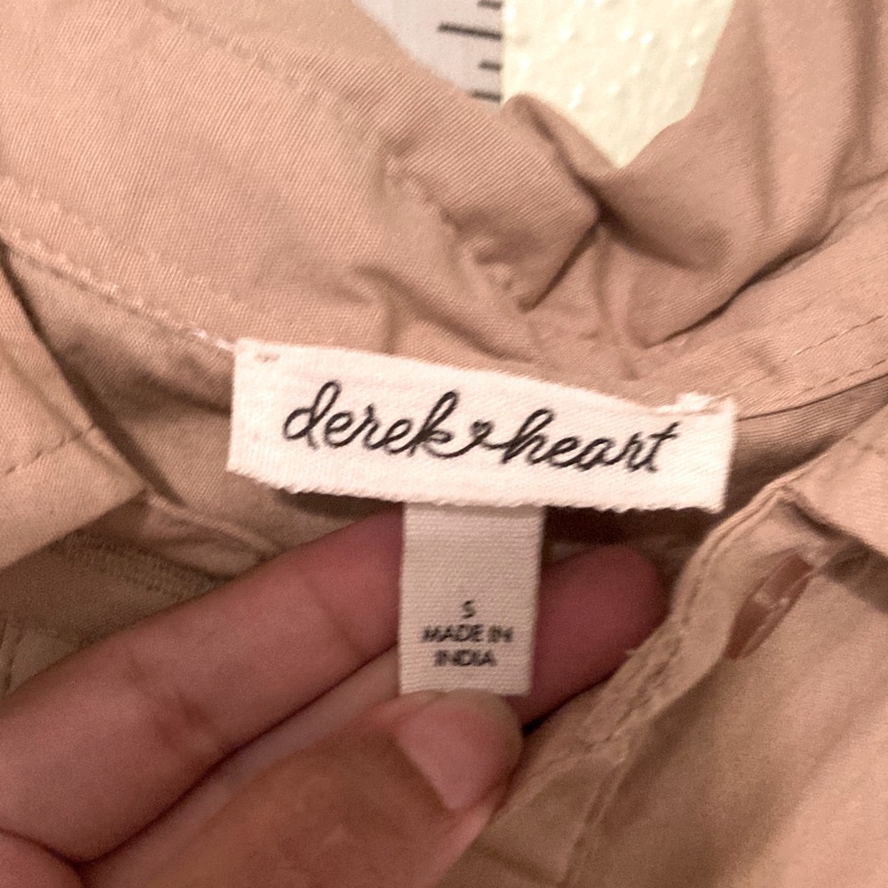 Derek Heart Sleeveless Tan Button-Down Dress NWOT - Picture 3 of 4